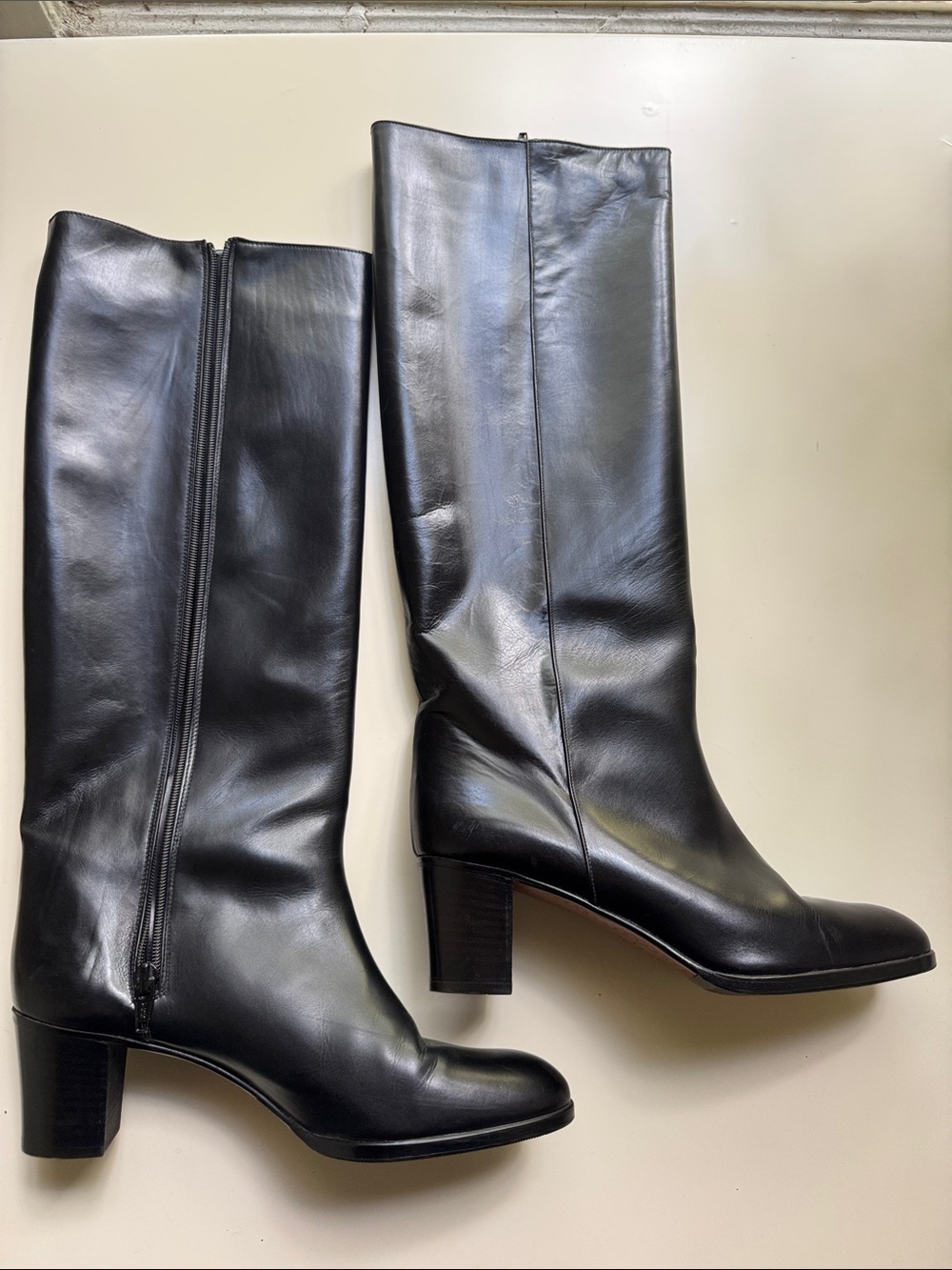 Vintage Delman Black Knee-High Leather Boots with Low Heel - Size 39.5 - Picture 8 of 11